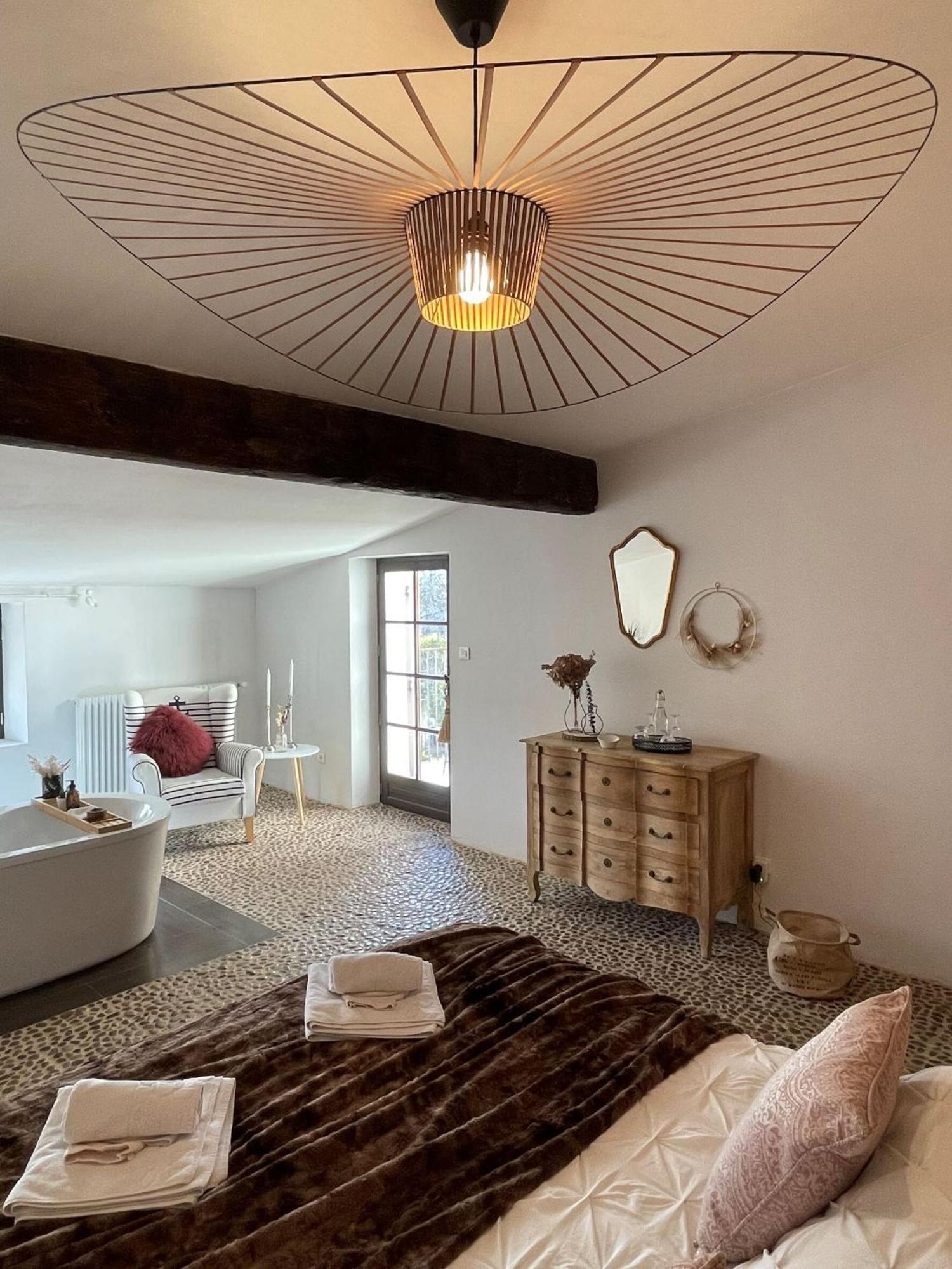 B&B Temps Suspendu Provence Pernes-les-Fontaines Zimmer foto