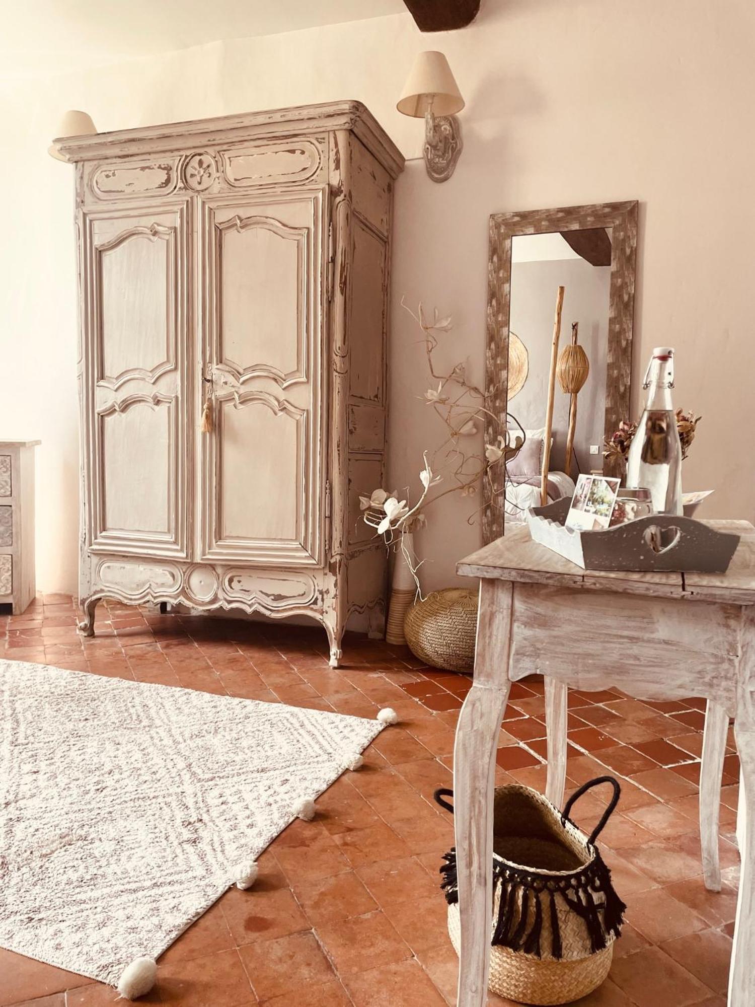 B&B Temps Suspendu Provence Pernes-les-Fontaines Zimmer foto